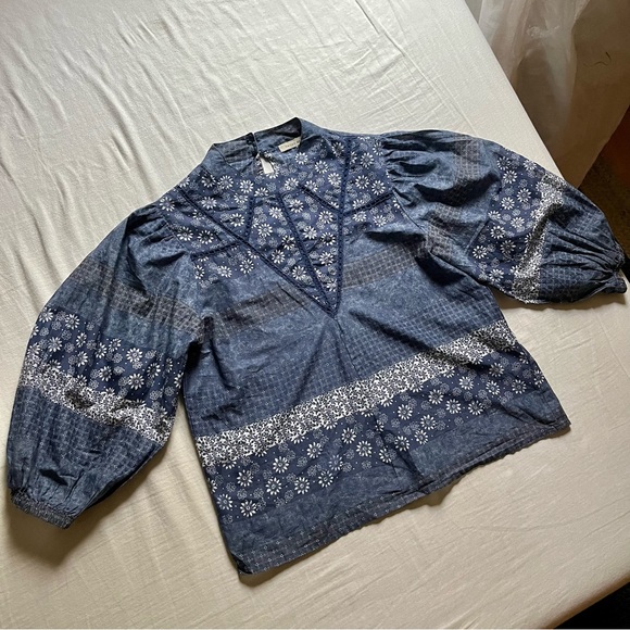 saison de la fleur Tops Saison De La Fleur Blue Floral Print Puff